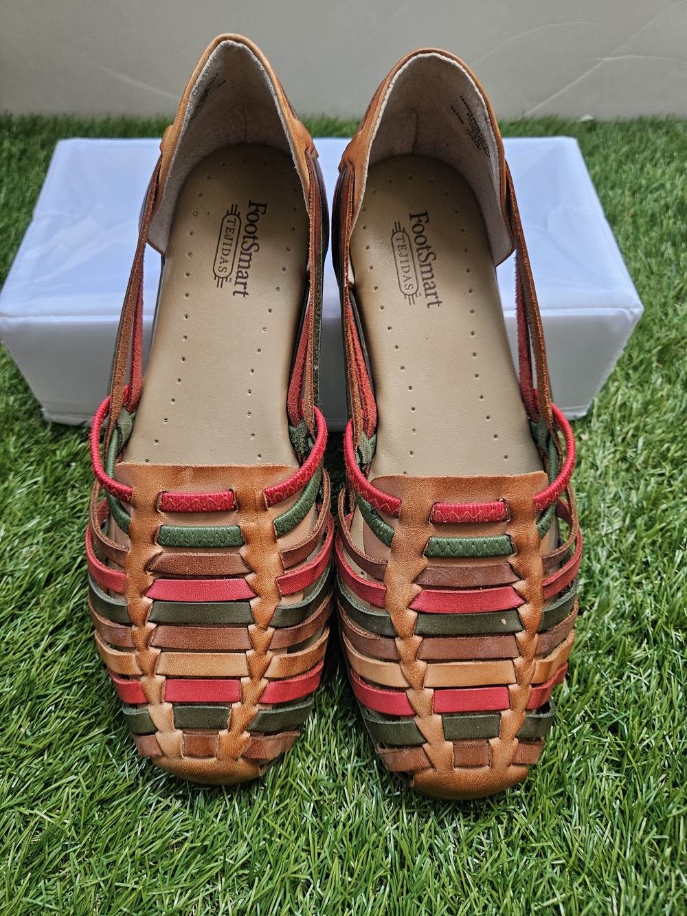 NWOT FootSmart Tejidas Tampa Multitone Woven Leather Huarache Flats Sz 9.5 M